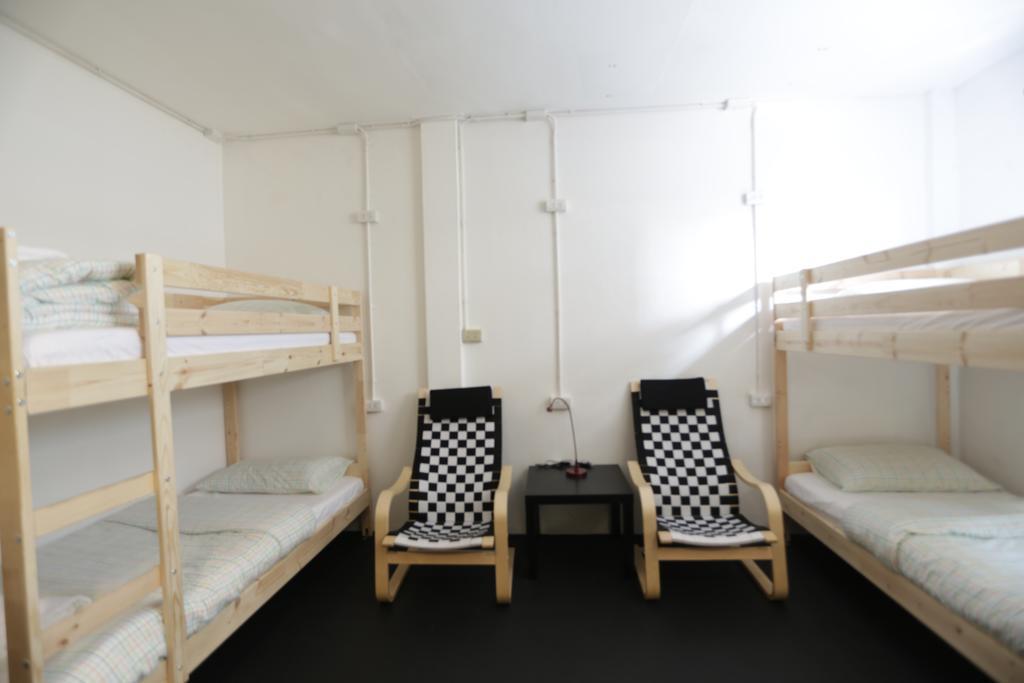 Tiger Lily Hostel Bangkok Room photo